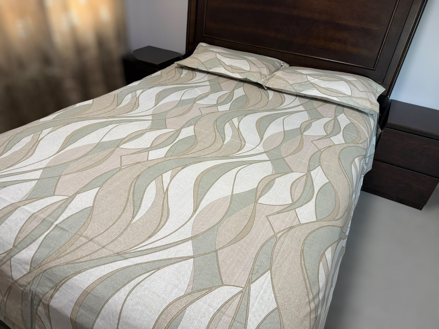 Reversible Light Beige/Taupe