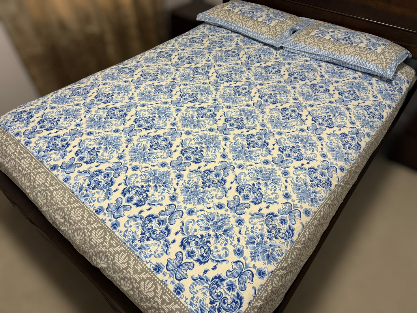 Jaipuri print with gray border